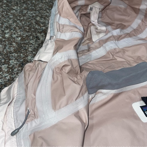Patagonia Water Proof Jacket - Picture 11 of 16